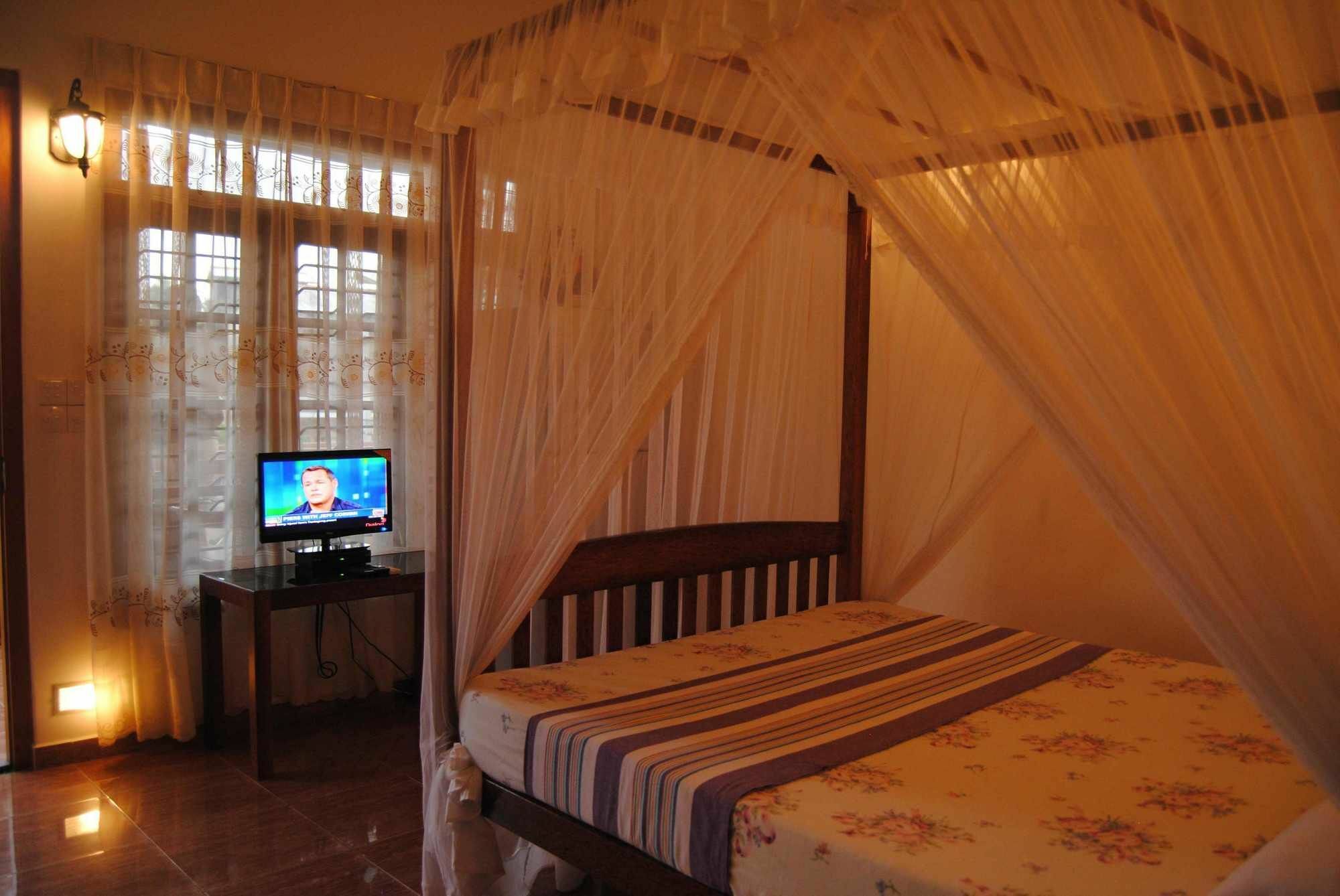 Kumara Guest House Unawatuna Buitenkant foto